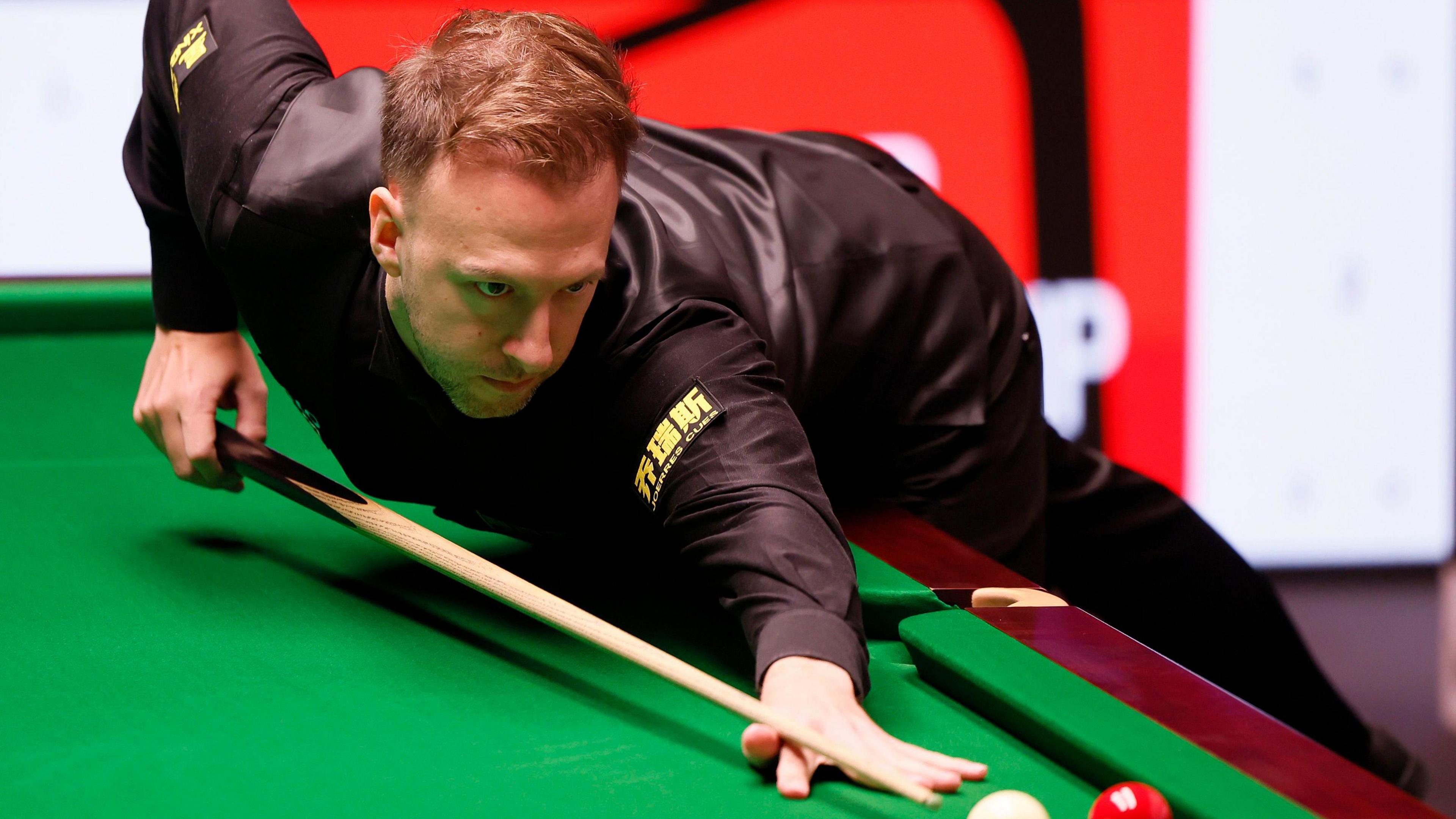 Judd Trump Leads in World Championship but Faces Challenge for £100,000 Century Break Prize