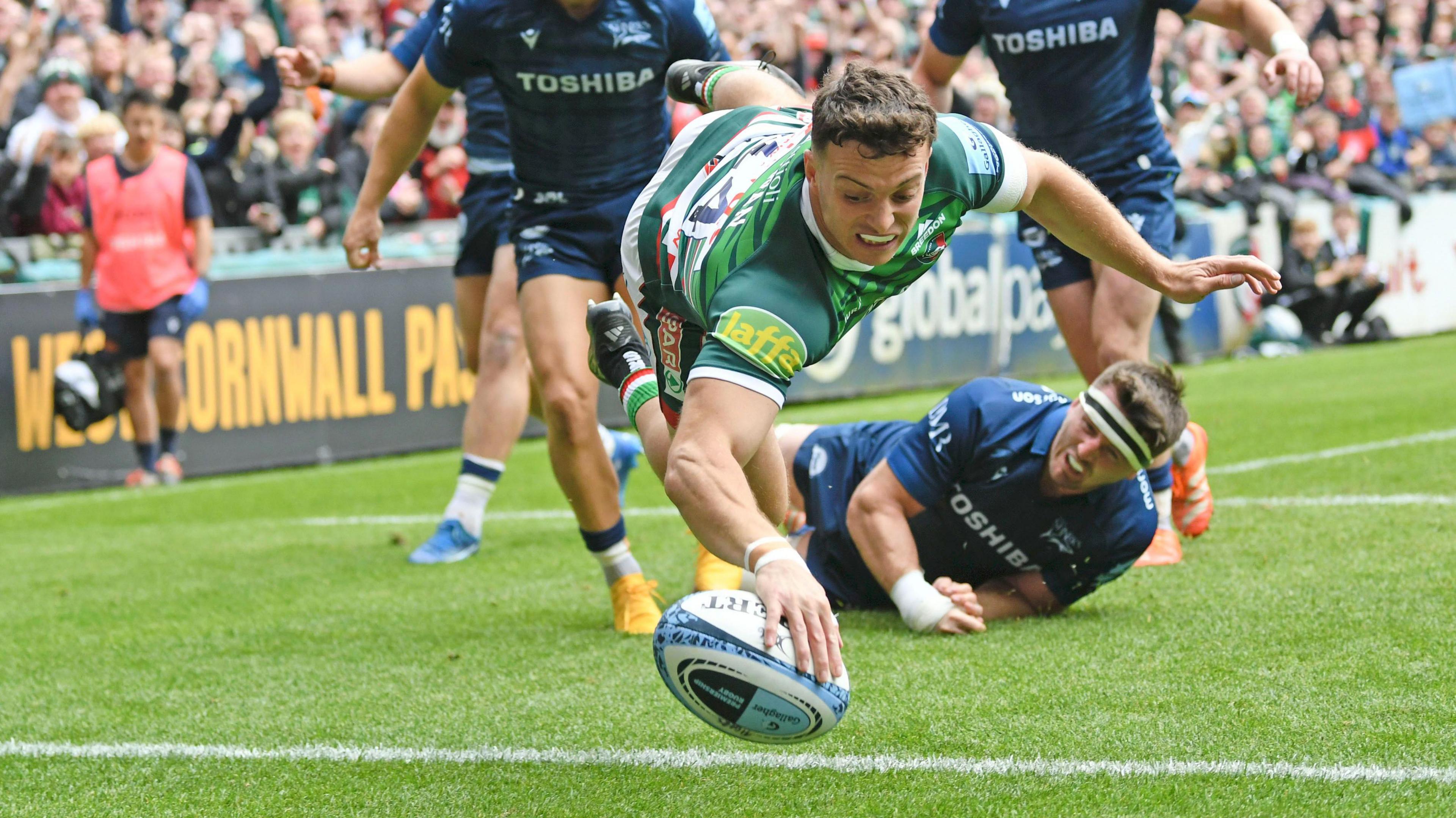 Leicester Tigers Triumph Over Sale Sharks in Thrilling Premiership Semi-Final
