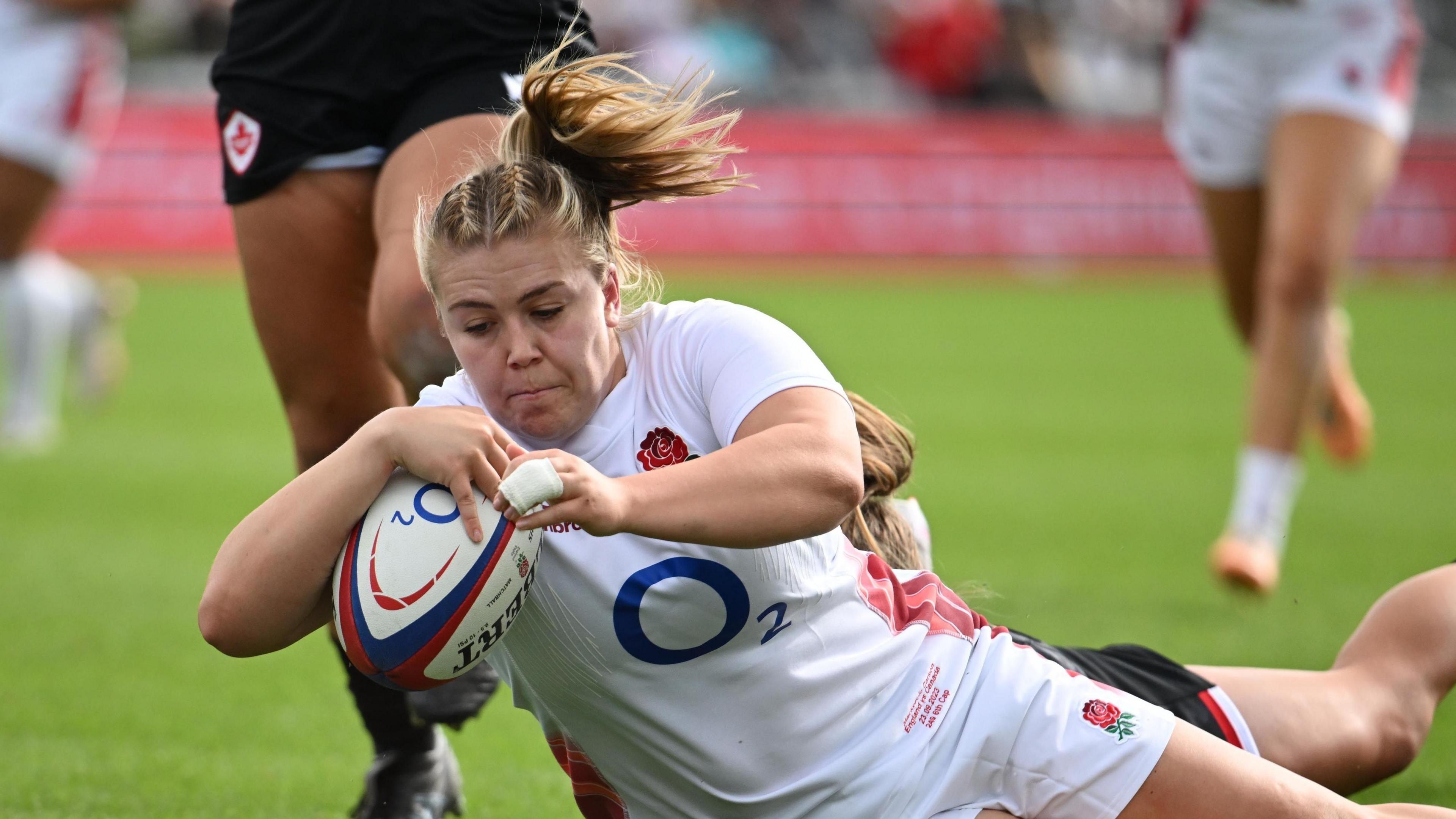 Mackenzie Carson Commits to Gloucester-Hartpury: A Vital Move for Women's Rugby