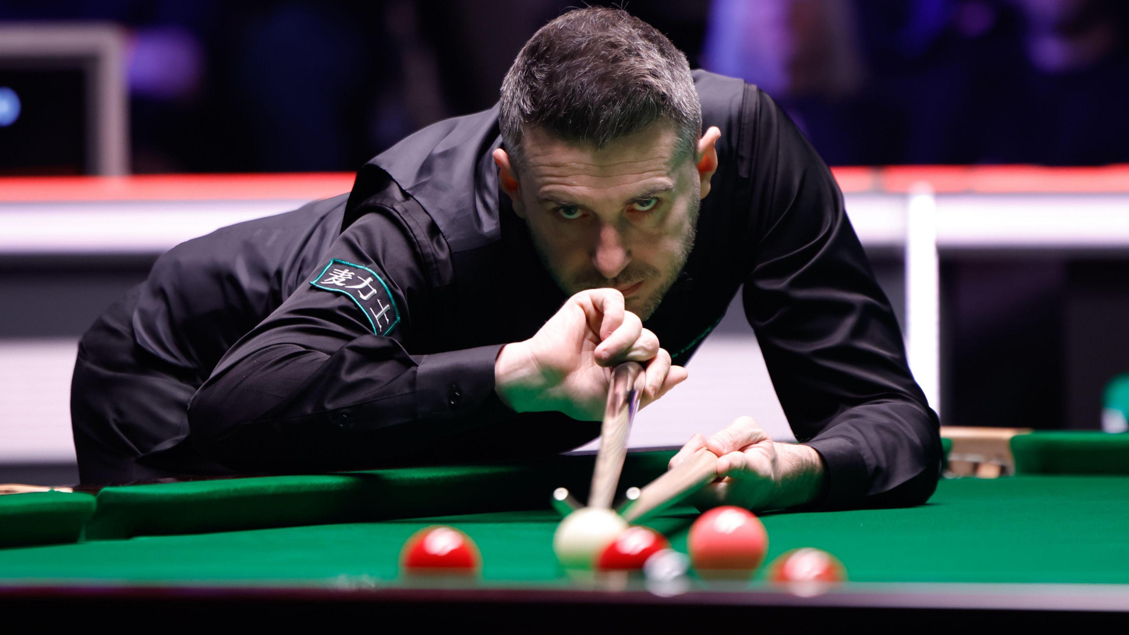 Mark Selby's Dominant Victory Sets Up Intense Final Against Higgins