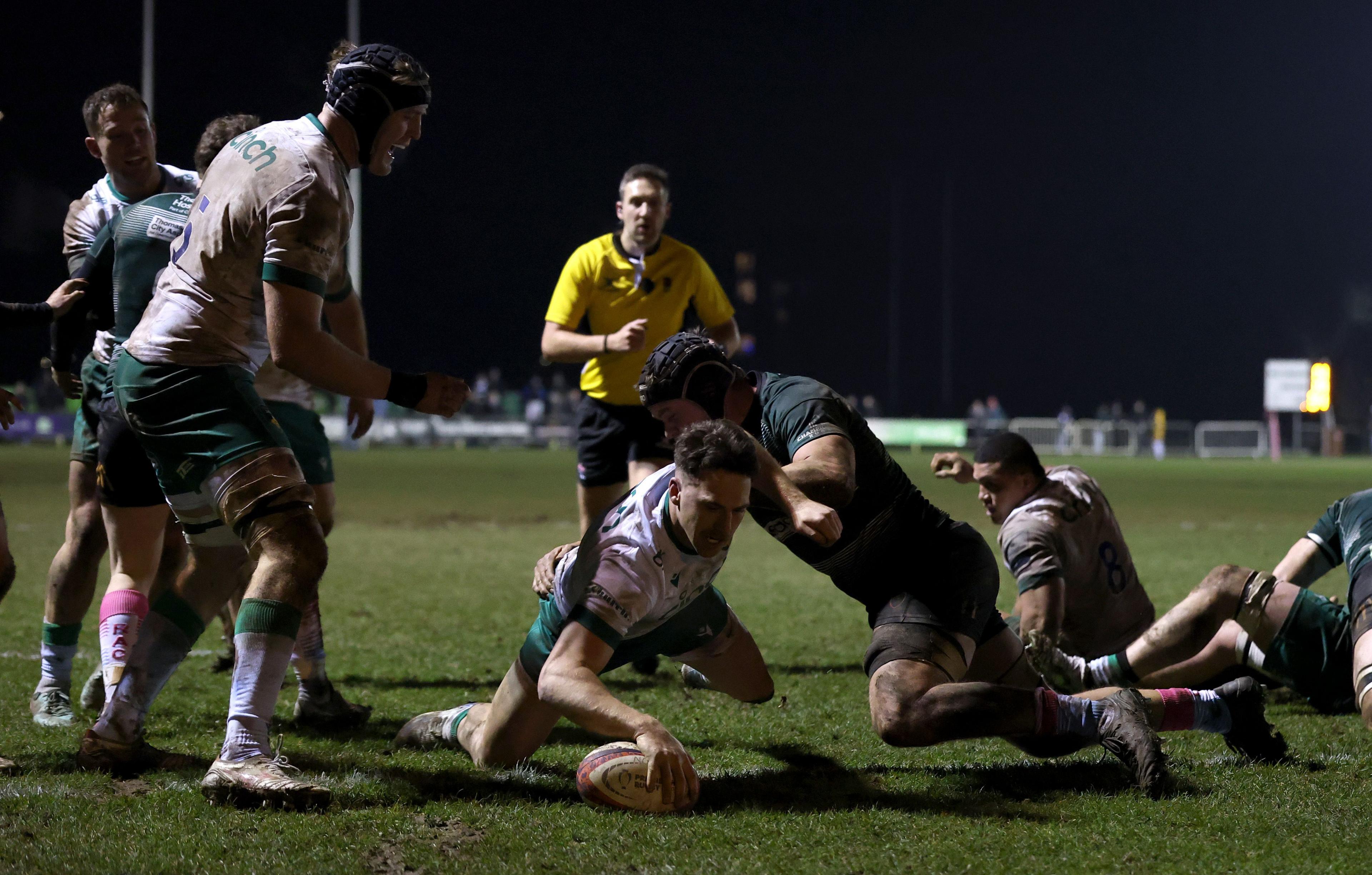 Northampton Saints Dominate with Ten Tries to Secure Quarter-Final Spot