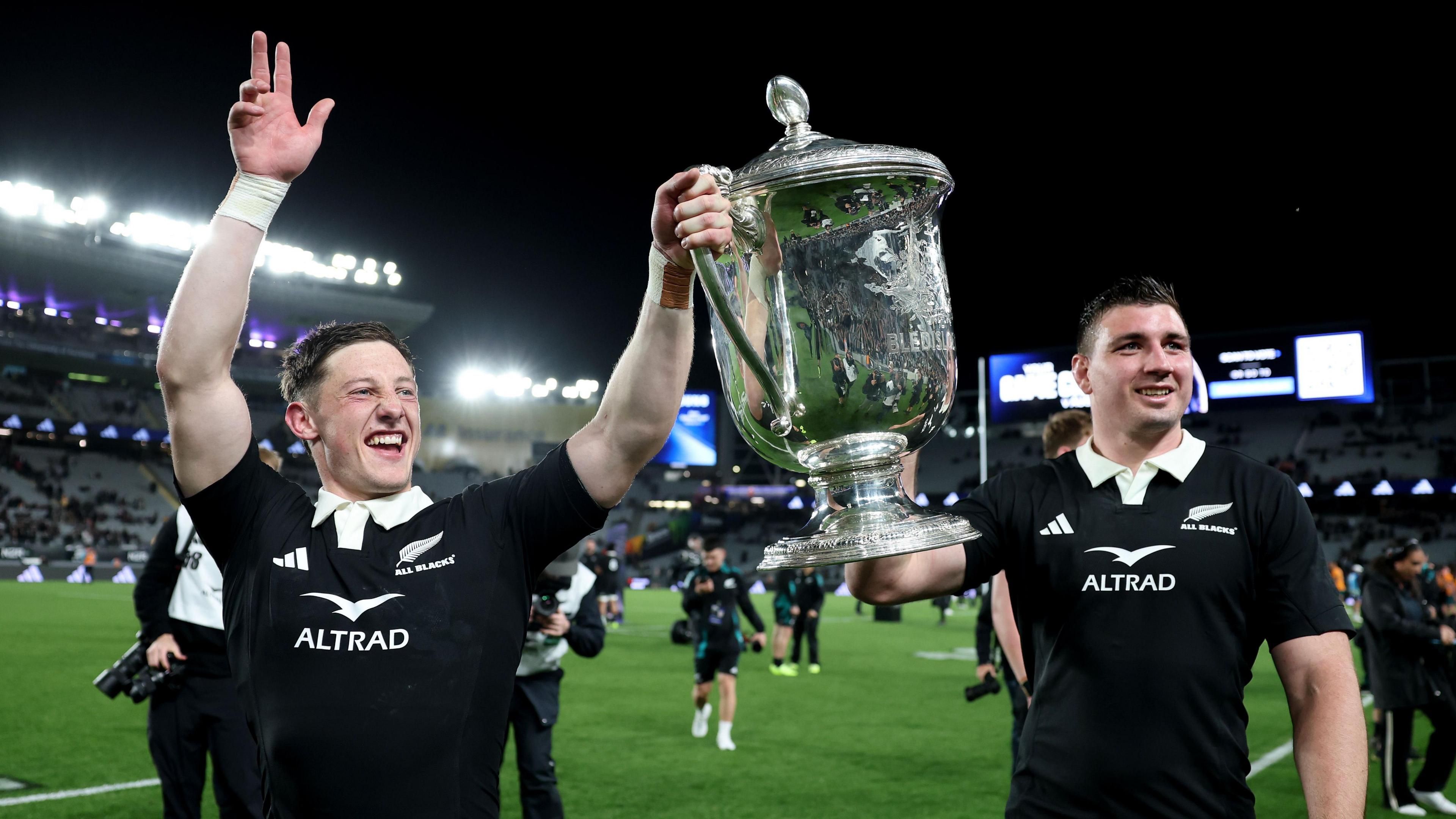 All Blacks Dominate Australia to Secure 23rd Consecutive Bledisloe Cup Victory