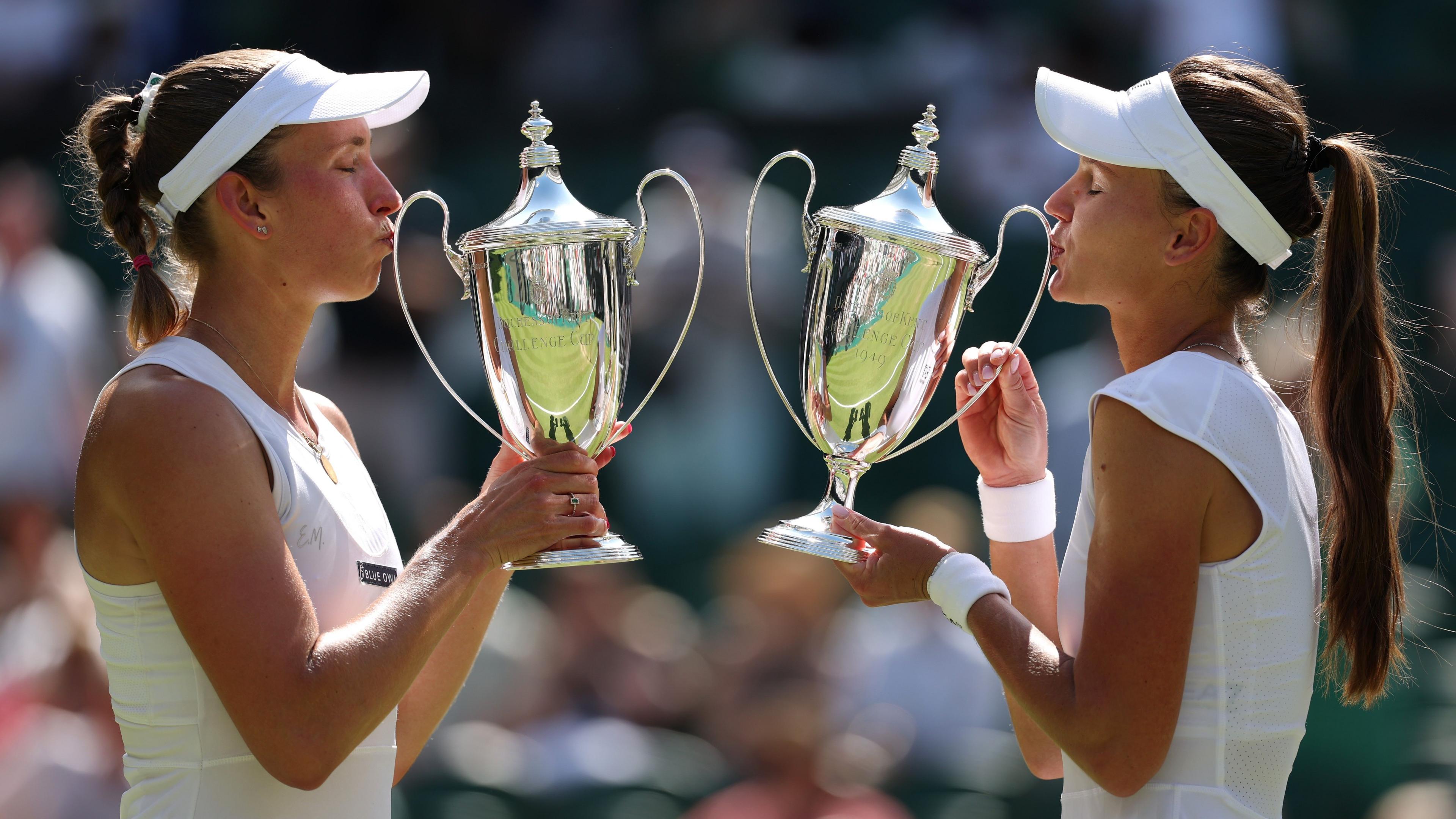 Mertens & Kudermetova Triumph at Wimbledon: A Historic Women's Doubles Victory
