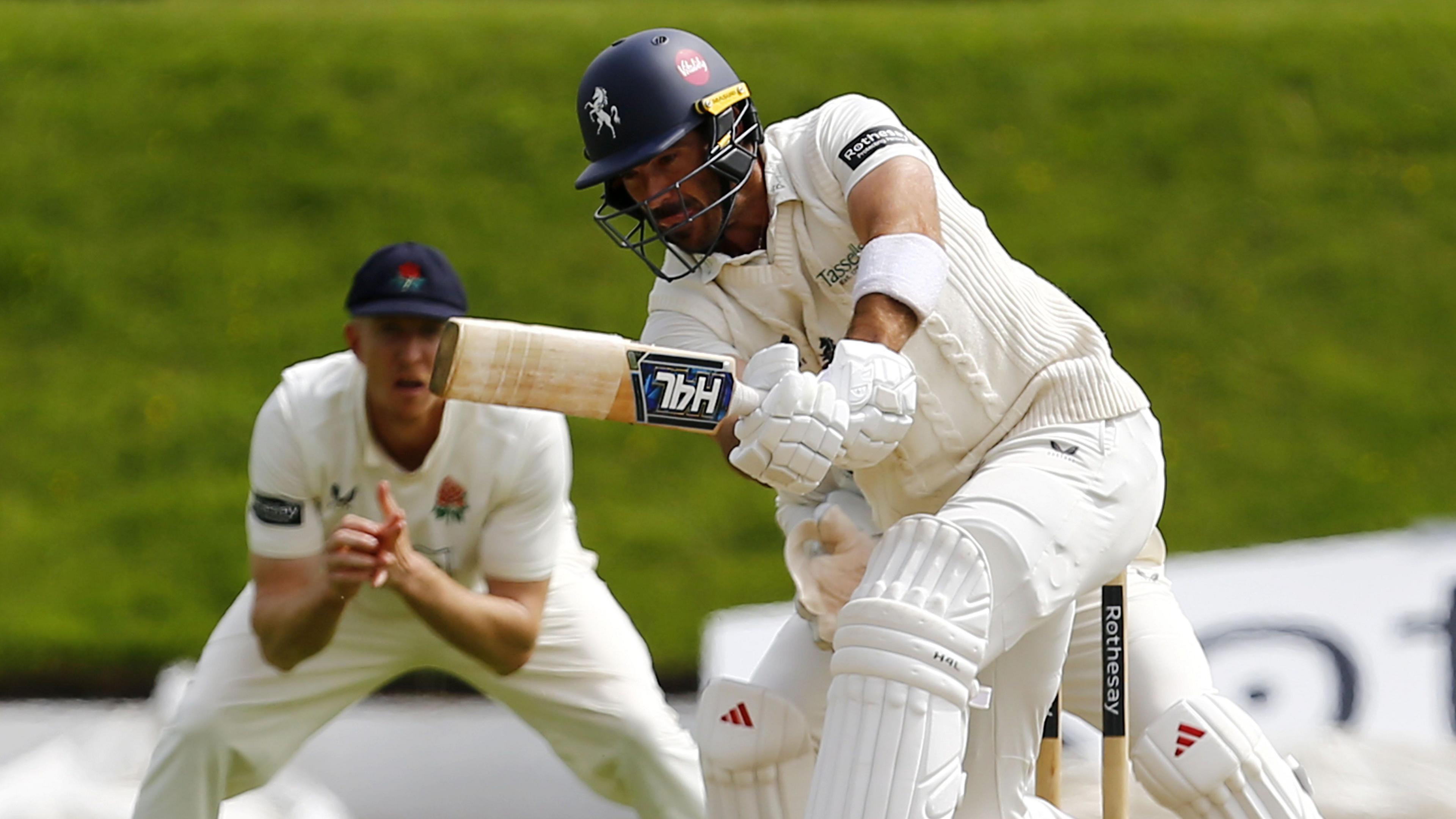 Kent's Gritty Stand Denies Lancashire First Victory in Thrilling County Championship Clash