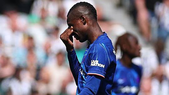 Chelsea's Champions League Dreams Hinge on Final Matches After Costly Defeat