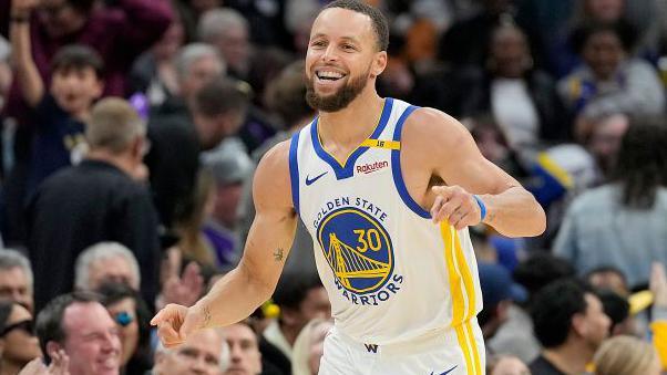 Stephen Curry's Historic 700th 20-Point Game Leads Warriors to Victory Over Kings