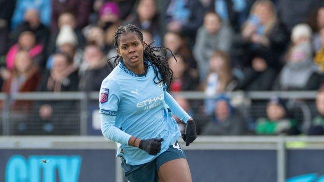 Khadija 'Bunny' Shaw Returns to Manchester City Training Amid Racist Abuse Scandal