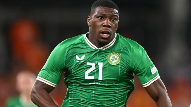 Republic of Ireland Bolsters Squad with Armstrong and Rising Stars for Crucial Nations League Play-off