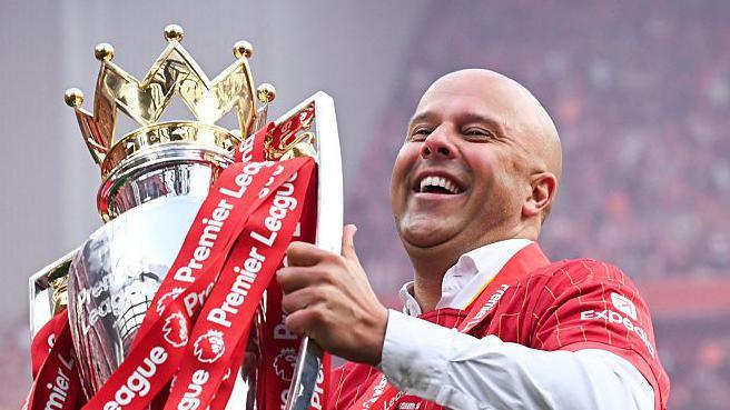 Premier League 2025/26 Season: Club Predictions and Key Transfers