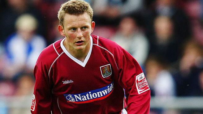 The Tragic Passing of Football Star Tom Youngs