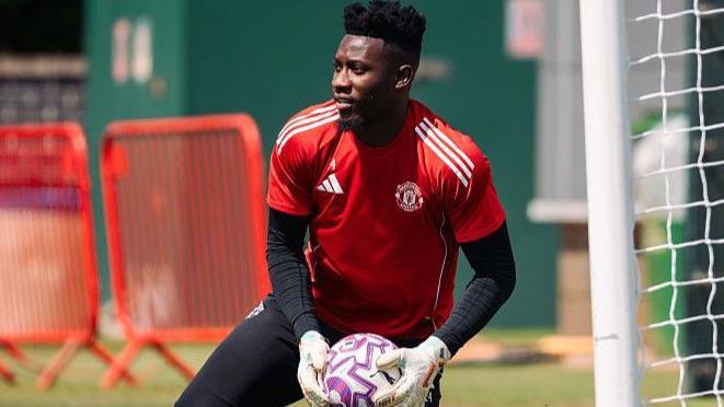 Manchester United's Goalkeeper Crisis: Onana's Injury Shakes Pre-Season Plans