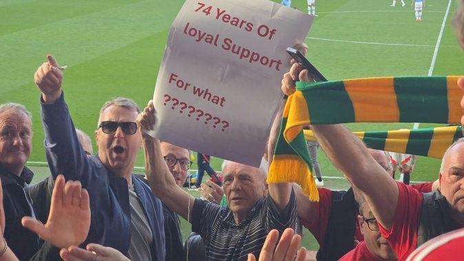 The Emotional Farewell: A Lifelong Man Utd Fan's Struggle with Season Ticket Changes