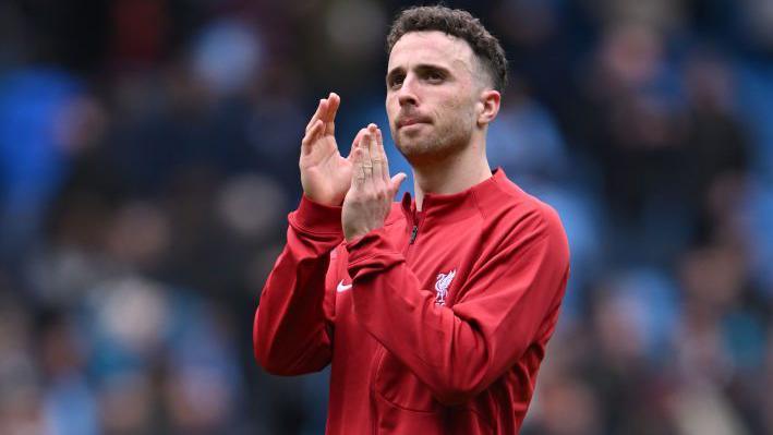 Liverpool Mourns the Tragic Loss of Star Forward Diogo Jota in Fatal Car Accident