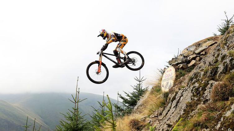 Conquering the Ultimate Challenge: Redbull Hardline Returns to Wales