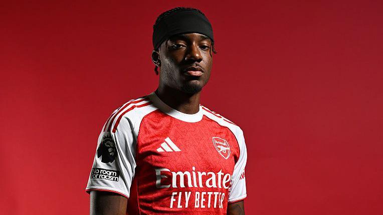 Arsenal Secures Noni Madueke in a £48.5m Deal: A Strategic Move for Premier League Dominance