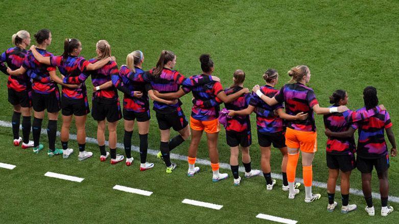 England Lionesses Stand in Solidarity with Jess Carter Amid Racism Scandal