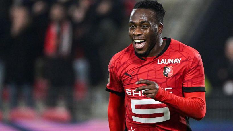Nottingham Forest Close in on Rennes Star Arnaud Kalimuendo for Europa League Campaign