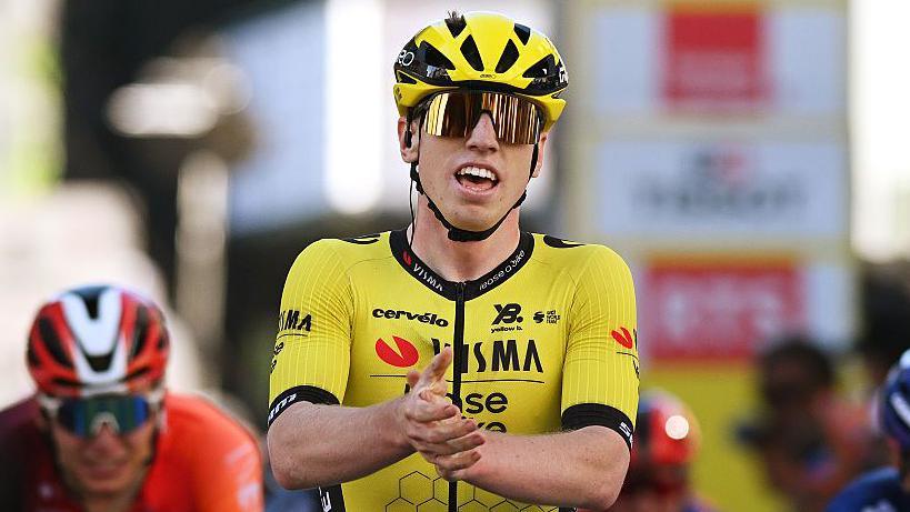 British Teenager Brennan's Triumphant Sprint in Romandie