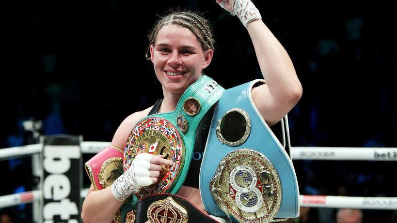 Savannah Marshall Withdraws from Jonas-Price Undercard: A Fighter's Frustration