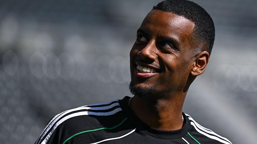 Liverpool's Financial Strategy: How They Can Afford Alexander Isak After Record Spending