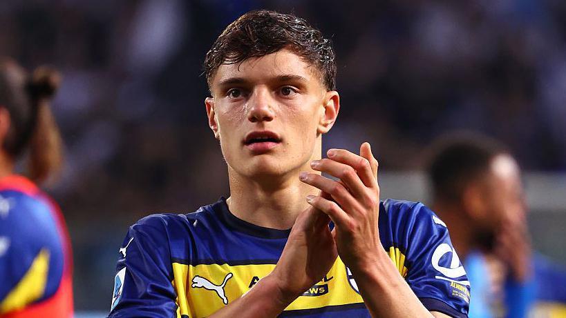Liverpool Secure Rising Defensive Star Giovanni Leoni in £26m Parma Transfer Deal