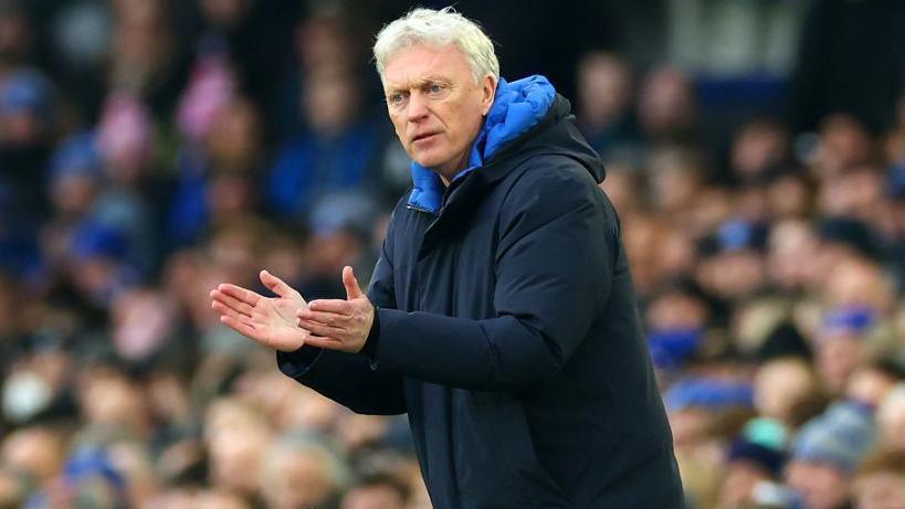 Moyes Aims to Close the Merseyside Gap: Everton's Quest to Rival Liverpool