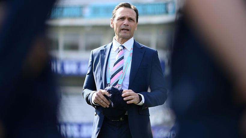Mark Ramprakash Departs Middlesex Coaching Role: A Legacy of Excellence