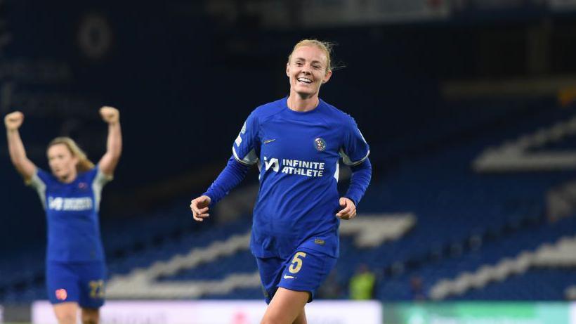 Sophie Ingle Bids Farewell to Chelsea: A Legacy of Triumph and Leadership