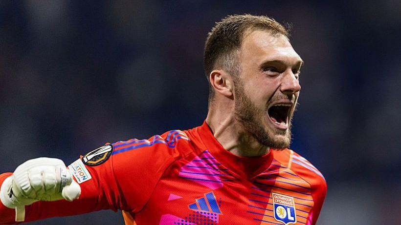 Leeds United Secures Lyon's Star Goalkeeper Lucas Perri as Seventh Summer Signing