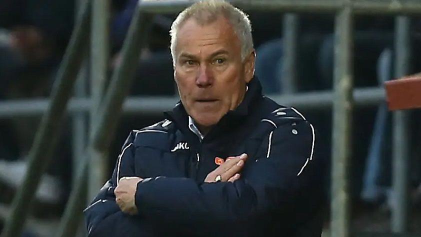 Veteran Manager Peter Taylor Returns to Roots with Canvey Island Appointment