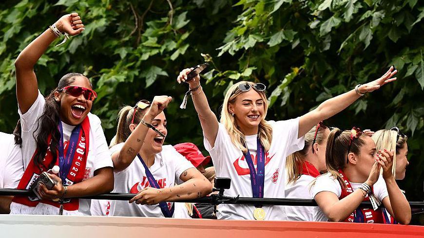 Lionesses' Historic Euro 2025 Victory Parade Draws 65,000 Fans in London