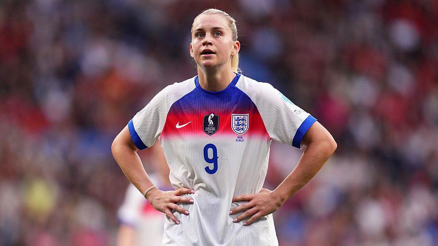 Lionesses' Social Media Silence: A Strategy to Combat Online Abuse in Euro 2025