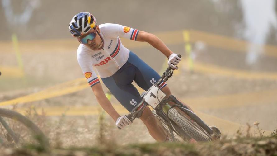 Tom Pidcock Dominates Cross-Country World Cup in Andorra: A Stellar Performance