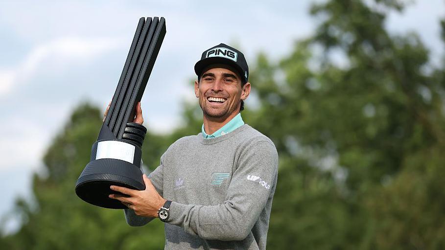 Joaquin Niemann Secures Fifth LIV Golf Victory in Stellar UK Showdown