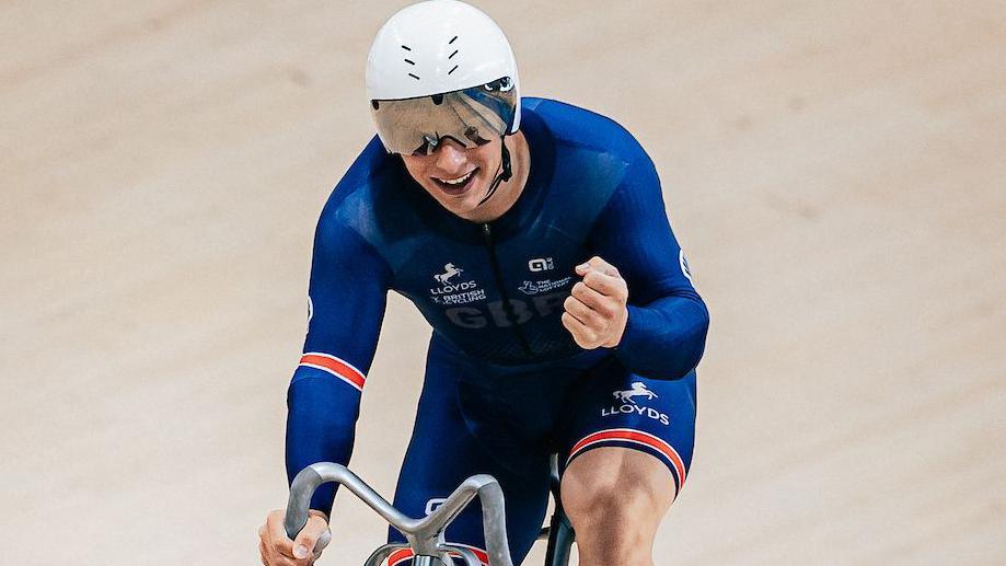 Matt Richardson Shatters His Own 200m Flying Start World Record in Cycling