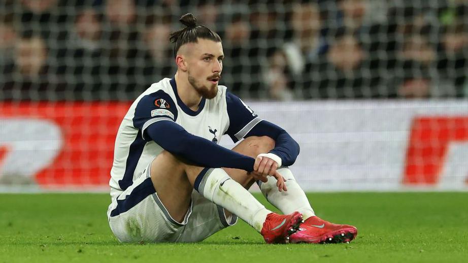 Dragusin's Injury: A Bitter Blow to Tottenham's Defensive Line