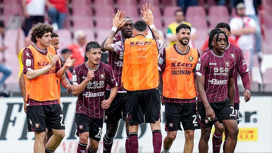 Salernitana's Play-Off Hopes Jeopardized by Sudden Food Poisoning Outbreak