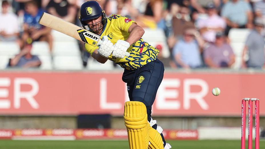 Durham Shatters T20 Blast Record as Salt and Buttler Shine in Thrilling Matches