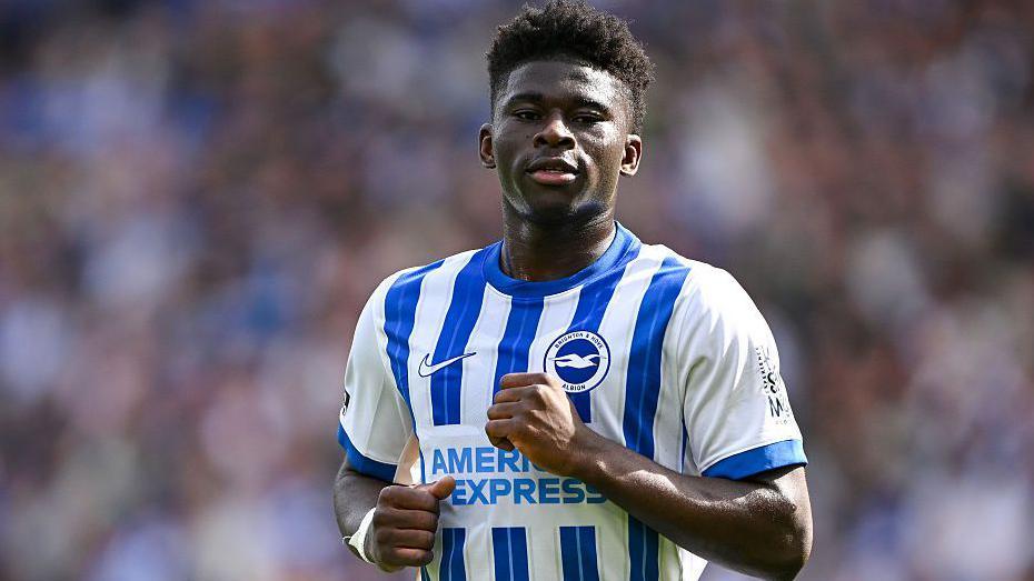 Manchester United Abandon Baleba Chase as Brighton Dig In: Midfield Alternatives Emerge