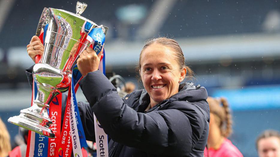 Jo Potter Set to Depart as Rangers Women's Head Coach: A Look Back at Her Impact