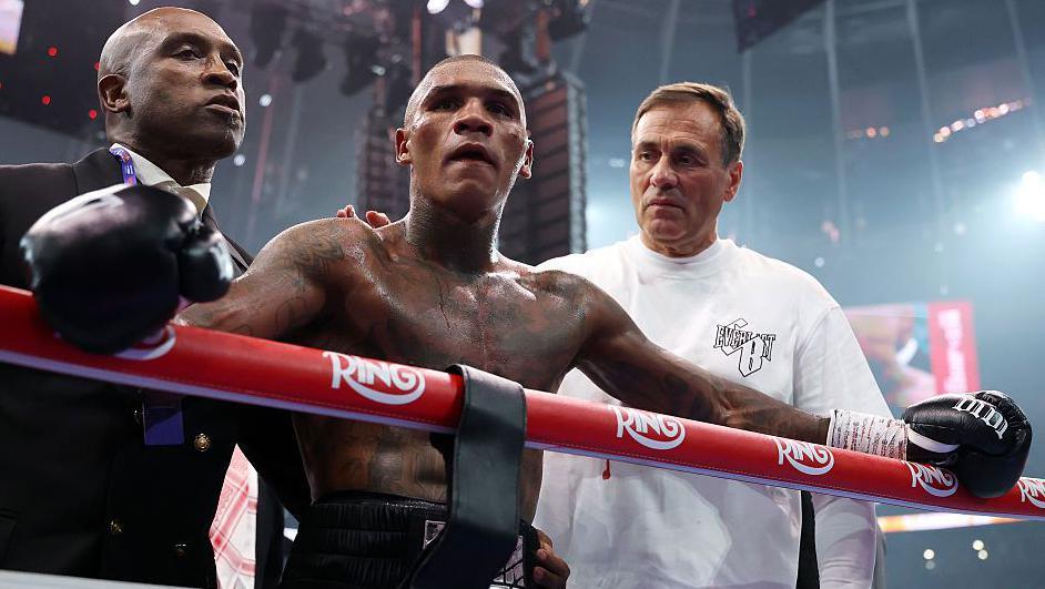 Thrilling Eubank vs Benn Boxing Showdown