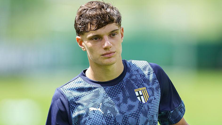 Liverpool Nears £26m Capture of Parma’s Defensive Prodigy Giovanni Leoni in Summer Transfer Coup
