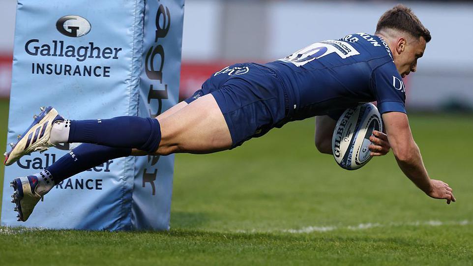 Sale's Triumphant Victory over Saracens: Ford Shines