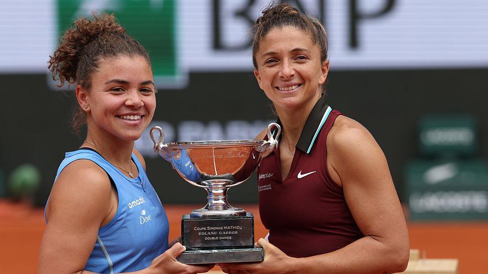 Italian Duo Paolini and Errani Triumph in French Open Women's Doubles