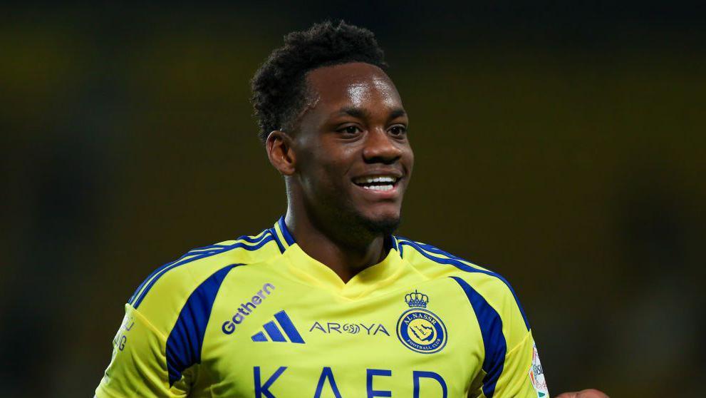 Jhon Duran's Strategic Move: Fenerbahce Loan from Al-Nassr