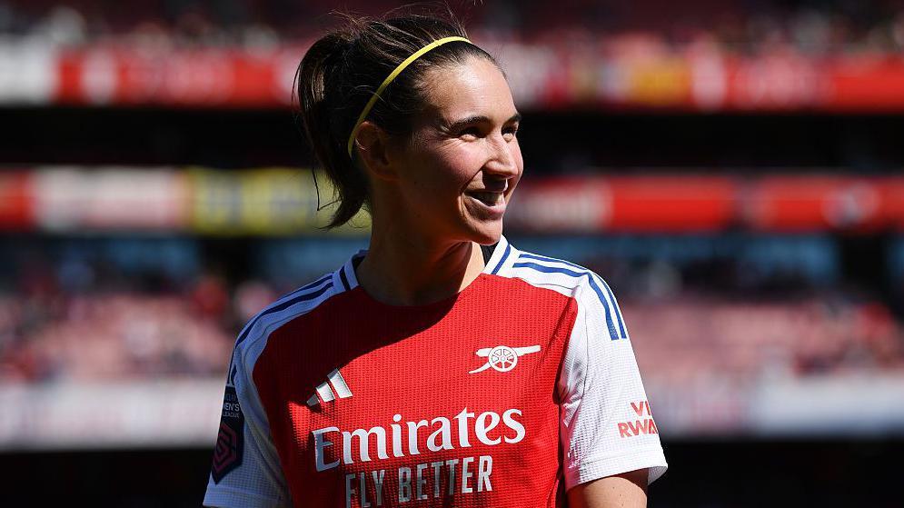 Mariona Caldentey Crowned WSL Player of the Year: A Season of Excellence