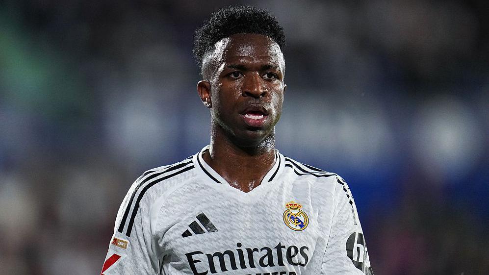 Justice Served: Fans Sentenced for Hate Crimes Against Vinicius Jr in Shocking Racism Case