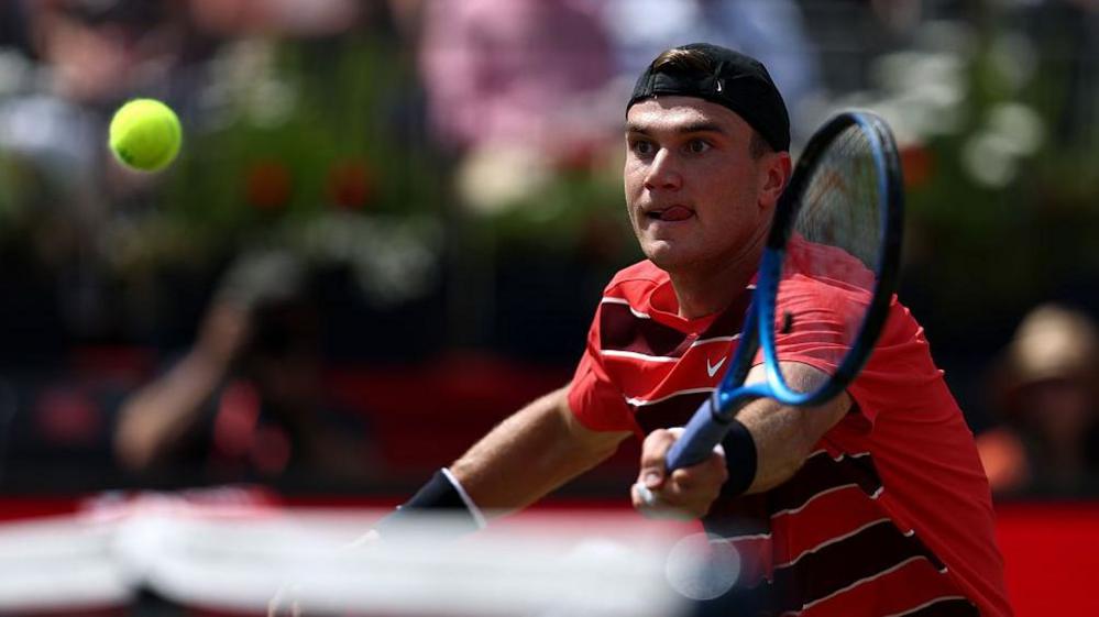 Jack Draper Dominates Jenson Brooksby in Straight Sets at Queen's Club
