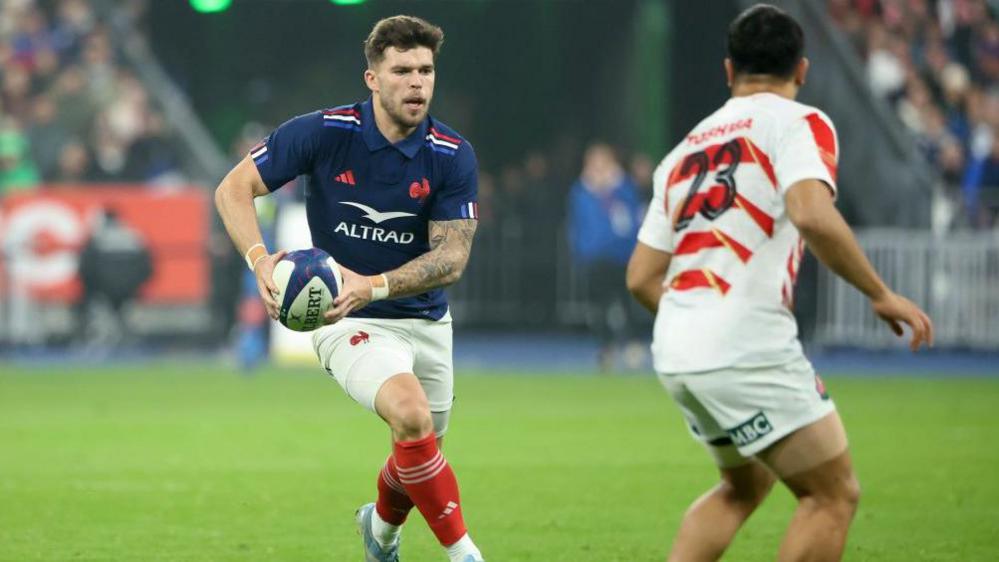 France Welcomes Jalibert and Penaud as They Gear Up to Face England