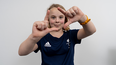 Iona Winnifrith: Rising Star Making Waves in Para Swimming